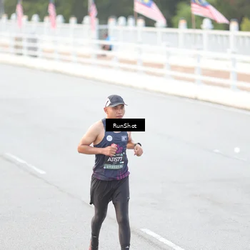 Runner Photo 6814059