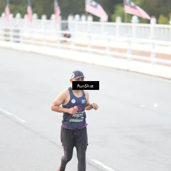 Runner Photo 6814060