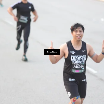Runner Photo 6814074