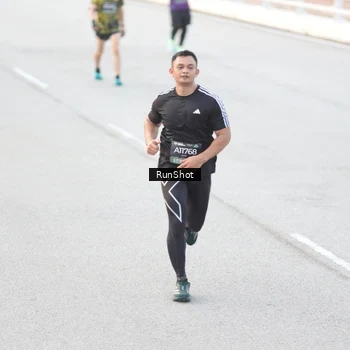 Runner Photo 6814077