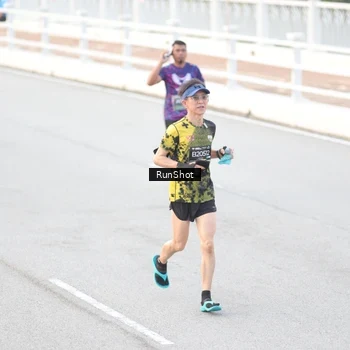Runner Photo 6814103