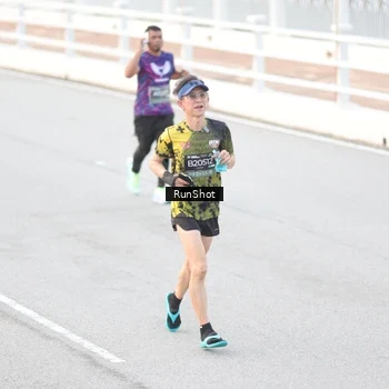 Runner Photo 6814106