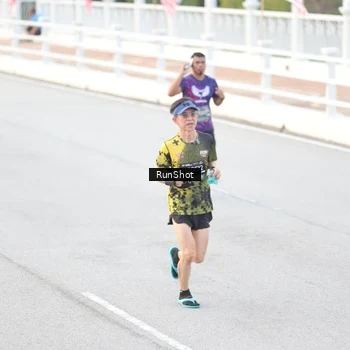 Runner Photo 6814107