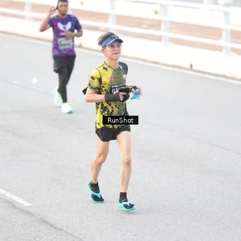 Runner Photo 6814110