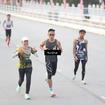 Runner Photo 6814138