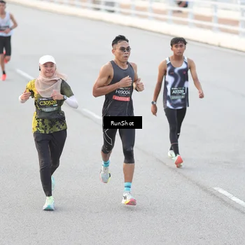 Runner Photo 6814142