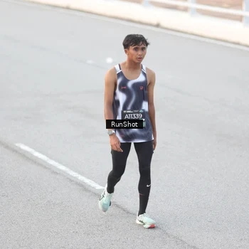 Runner Photo 6814201