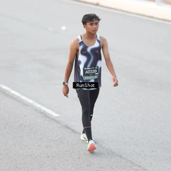 Runner Photo 6814204