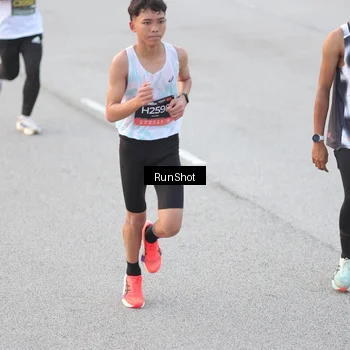 Runner Photo 6814219