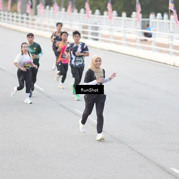 Runner Photo 6814265