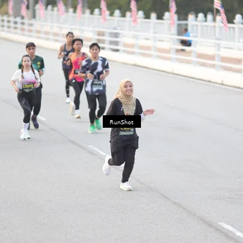 Runner Photo 6814267