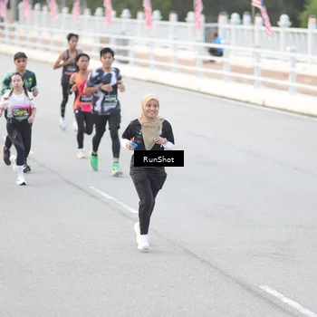 Runner Photo 6814269