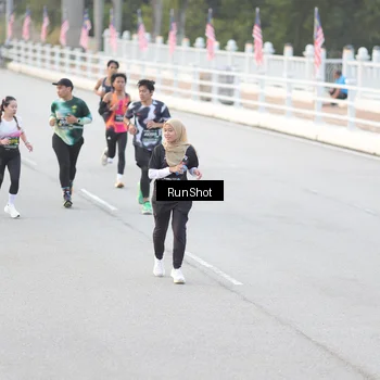 Runner Photo 6814273