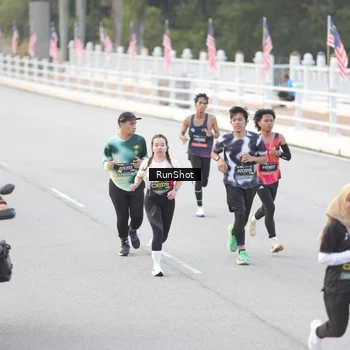 Runner Photo 6814282
