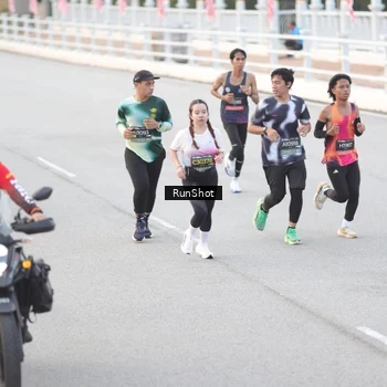 Runner Photo 6814286
