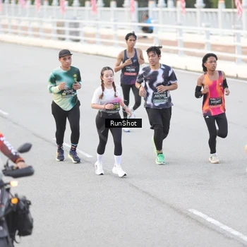 Runner Photo 6814289