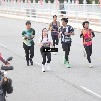 Runner Photo 6814290