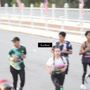 Runner Photo 6814320