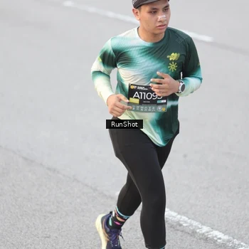 Runner Photo 6814348
