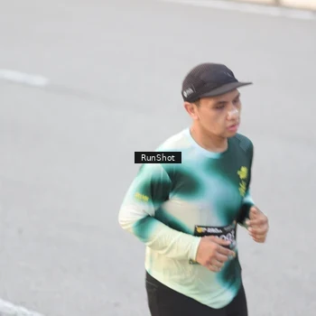 Runner Photo 6814353
