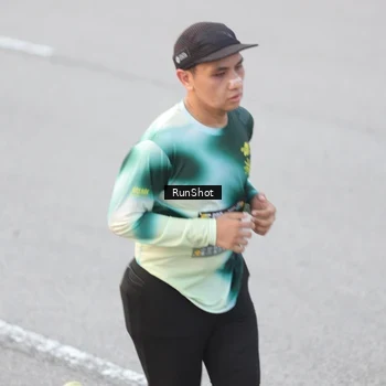 Runner Photo 6814354