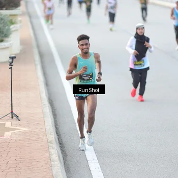 Runner Photo 6814359