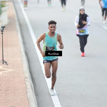 Runner Photo 6814365