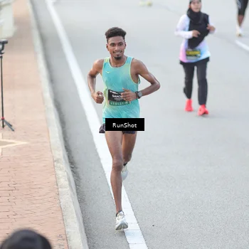 Runner Photo 6814367