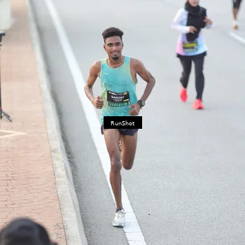 Runner Photo 6814368