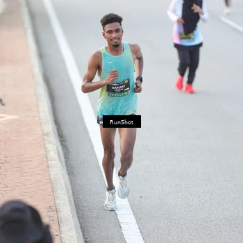 Runner Photo 6814371