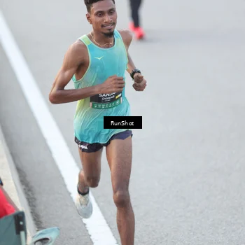Runner Photo 6814384