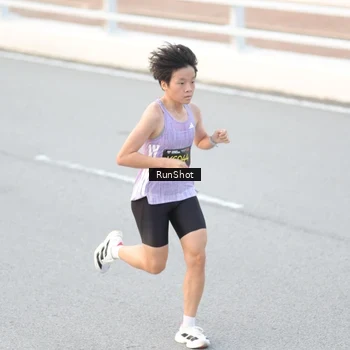 Runner Photo 6814391