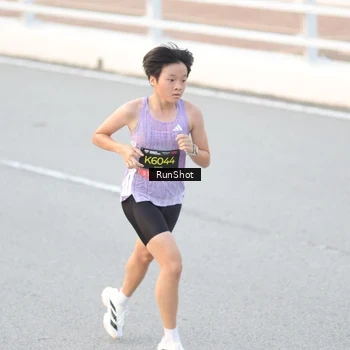 Runner Photo 6814396