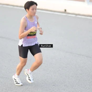 Runner Photo 6814400