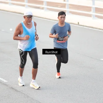 Runner Photo 6814456