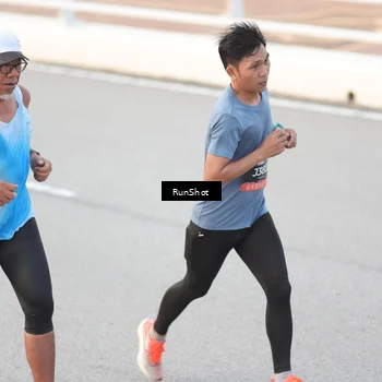 Runner Photo 6814467