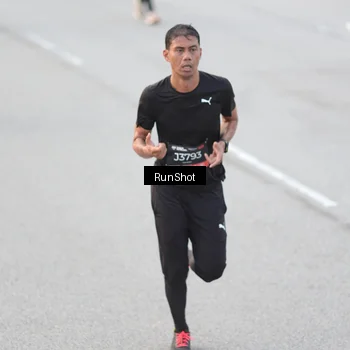 Runner Photo 6814476