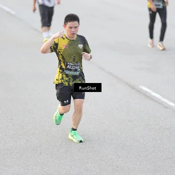 Runner Photo 6814500