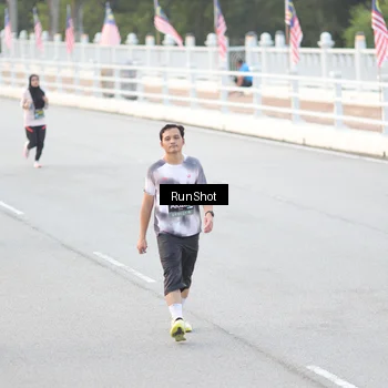 Runner Photo 6814522