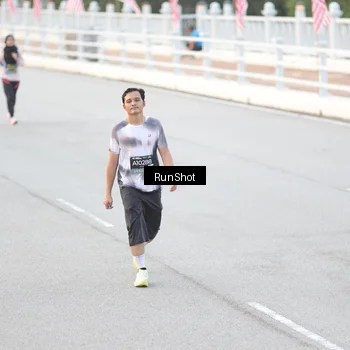 Runner Photo 6814524