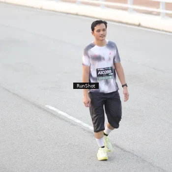 Runner Photo 6814564