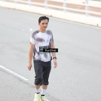 Runner Photo 6814594