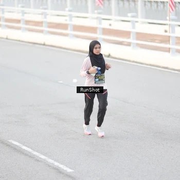 Runner Photo 6814596