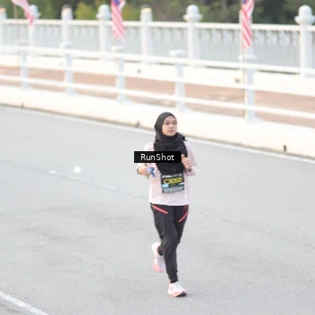 Runner Photo 6814600