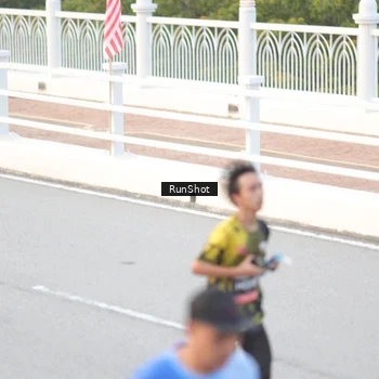 Runner Photo 6814641