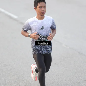 Runner Photo 6814679