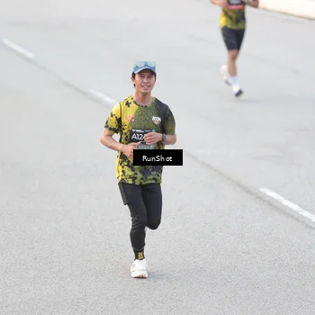 Runner Photo 6814692