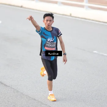 Runner Photo 6814752