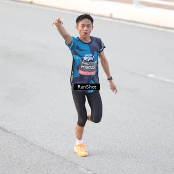 Runner Photo 6814755