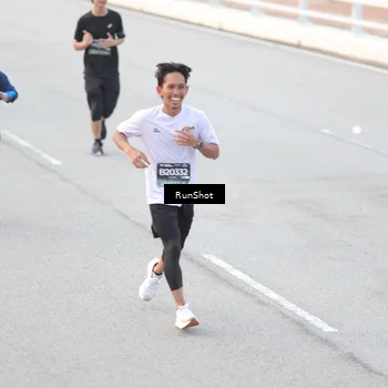 Runner Photo 6814787